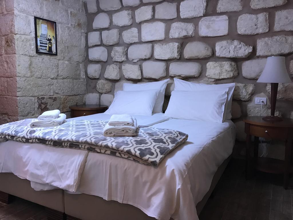 Mensa Christi Guesthouse Назарет Экстерьер фото