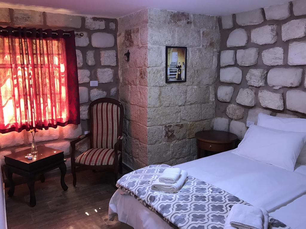 Mensa Christi Guesthouse Назарет Экстерьер фото